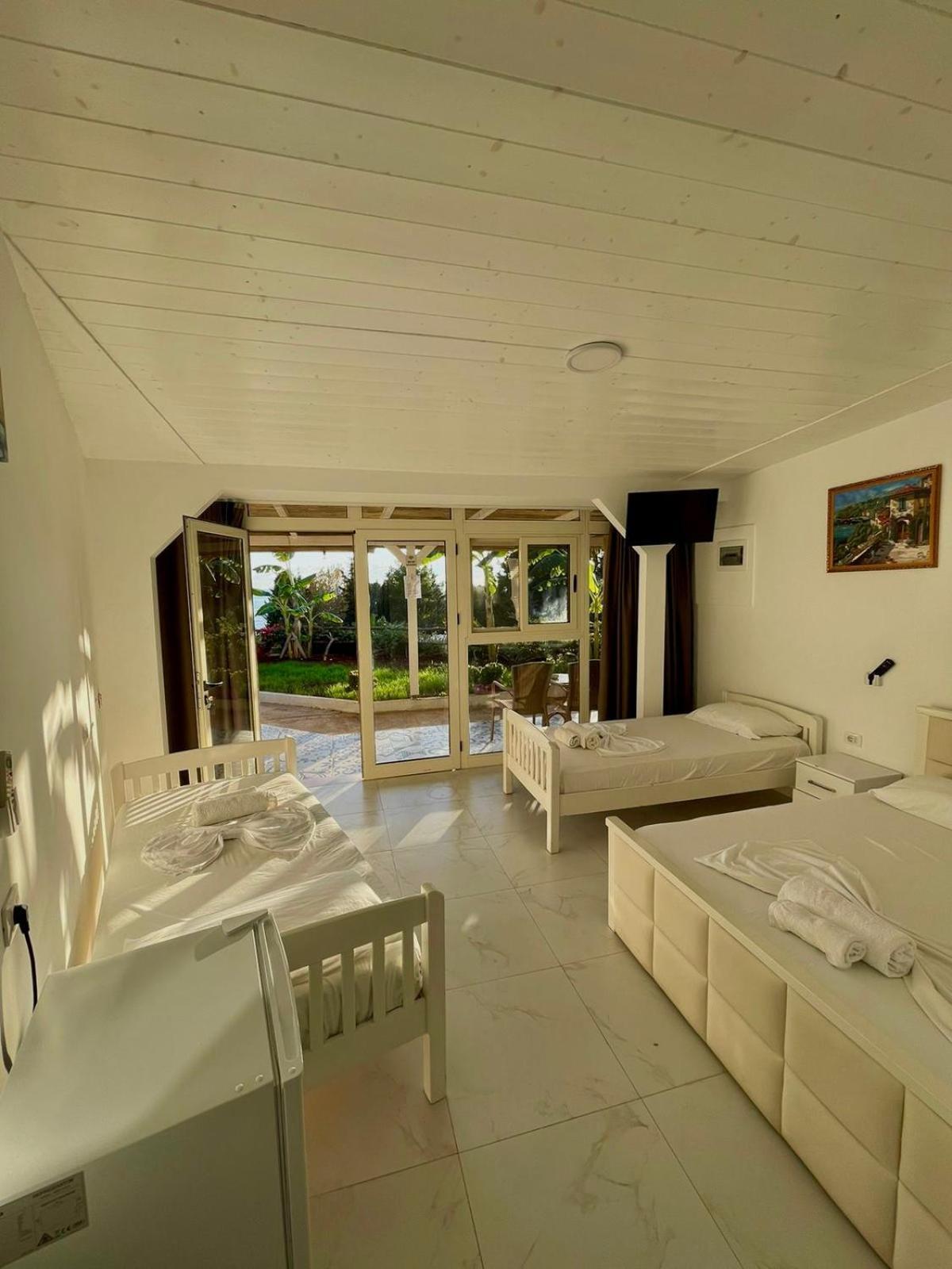 Essos Villas Dhermi Exterior photo